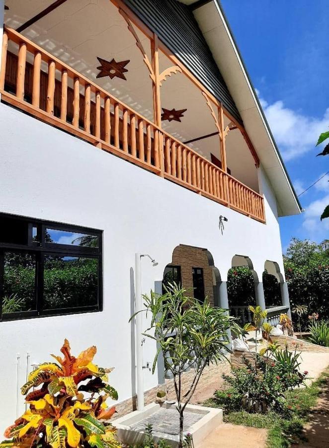 La Source Self Catering Hotel Диг Екстериор снимка