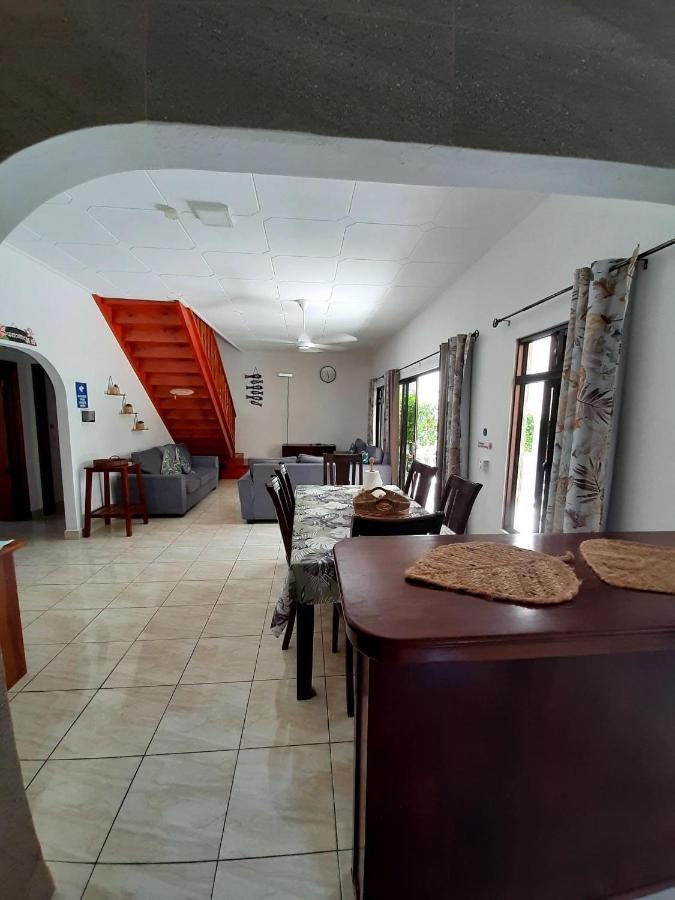 La Source Self Catering Hotel Диг Екстериор снимка